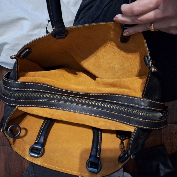 Coach Large Leather Travel Bag - Picture 4 of 12